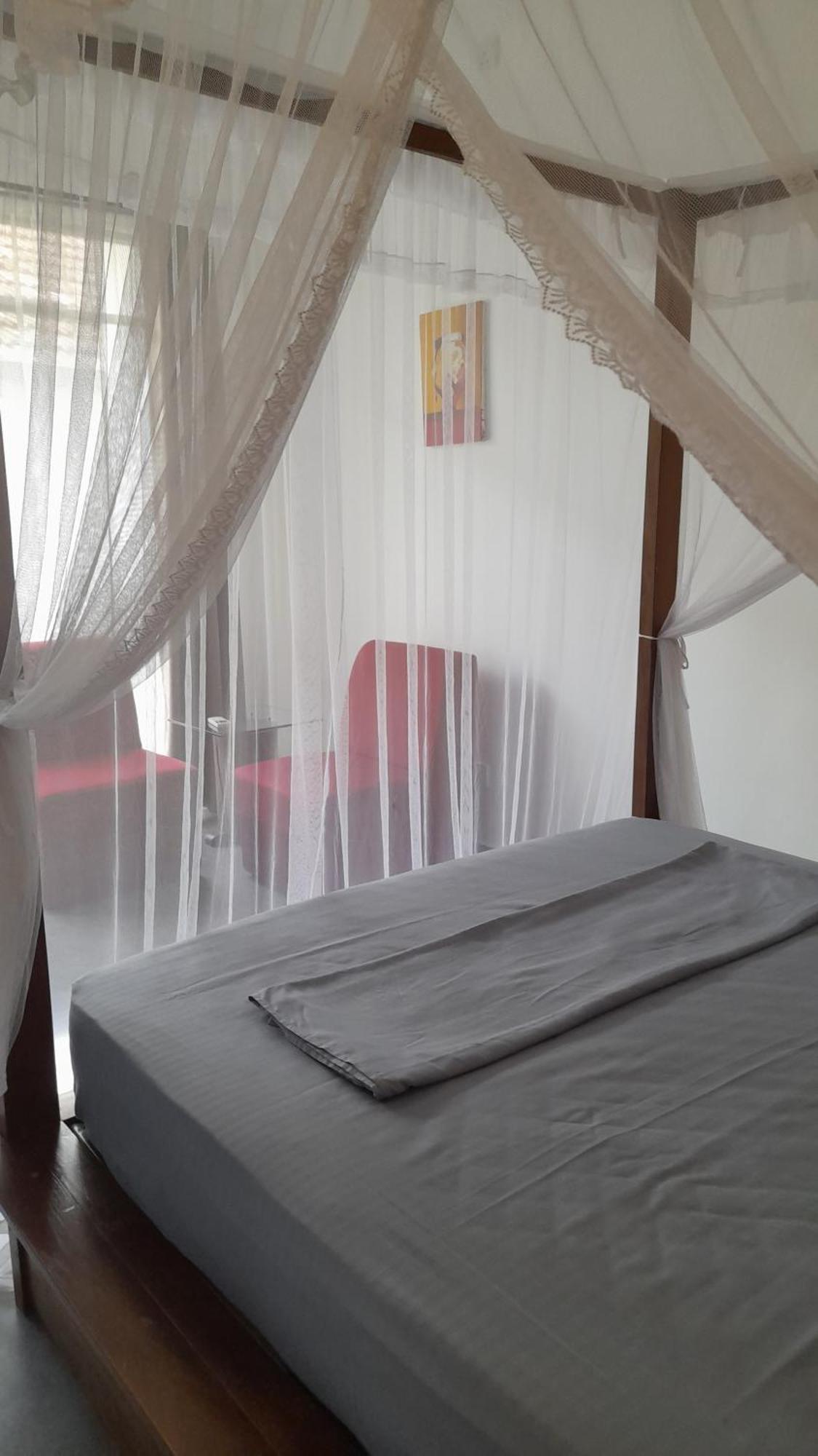 Bed and Breakfast Srimany à Mirissa Extérieur photo
